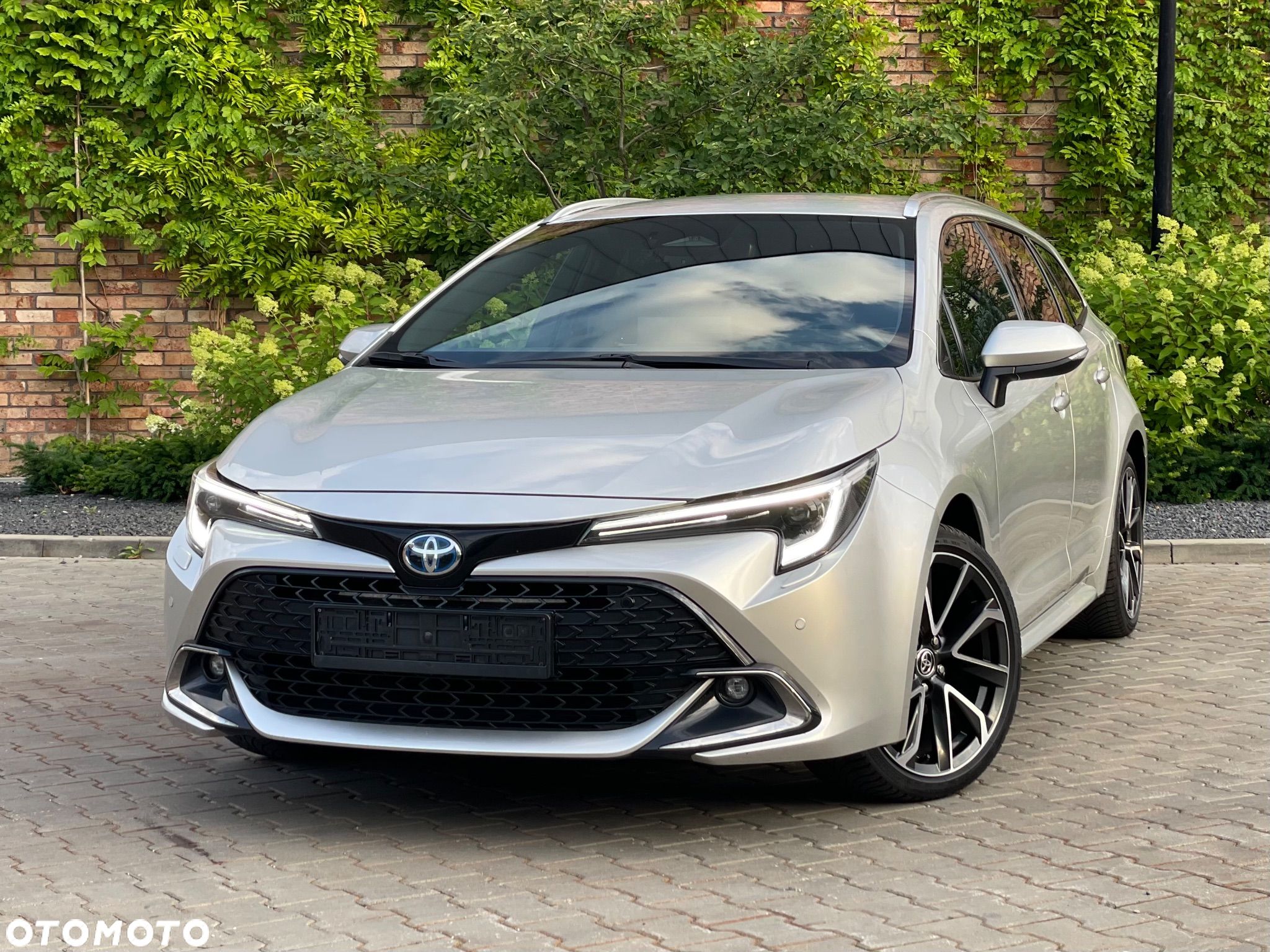 Toyota Corolla - 1