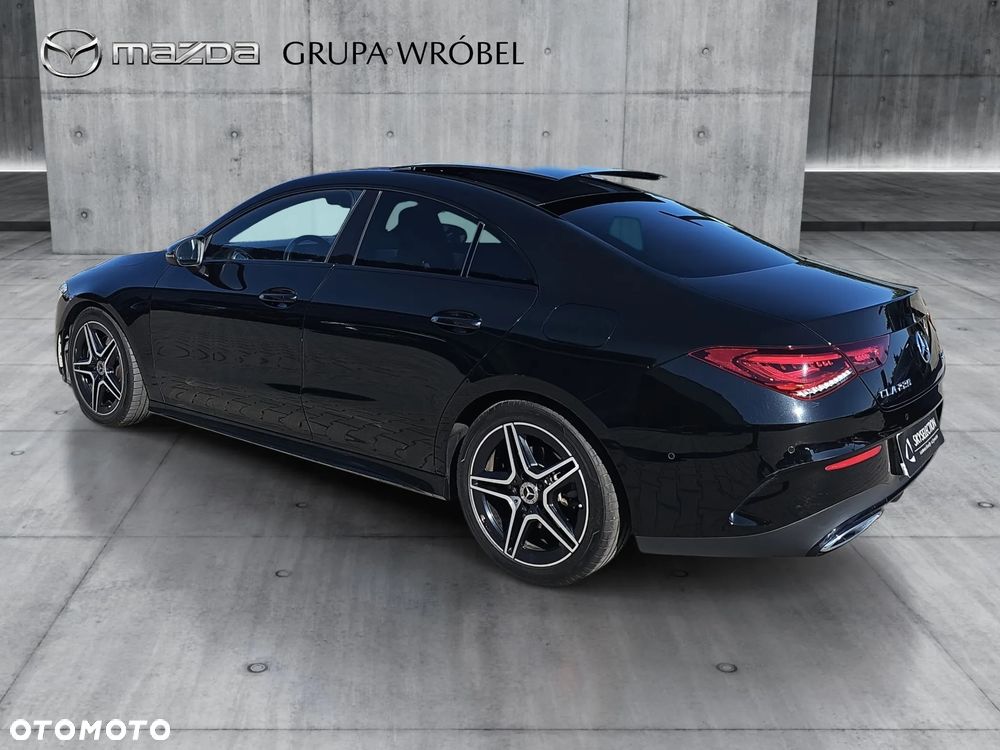 Mercedes-Benz CLA 220 AMG Line 7G-DCT - 7