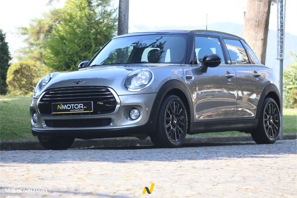 MINI 5 Portas Cooper D Auto - 1