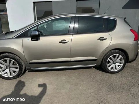 Peugeot 3008 HYbrid4 2.0 HDI FAP BMP - 7