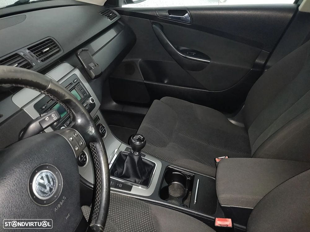VW Passat Variant 2.0 TDI Highline IM - 5