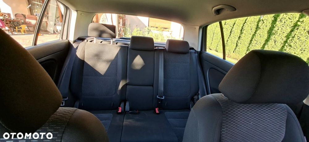 Volkswagen Golf Plus - 11
