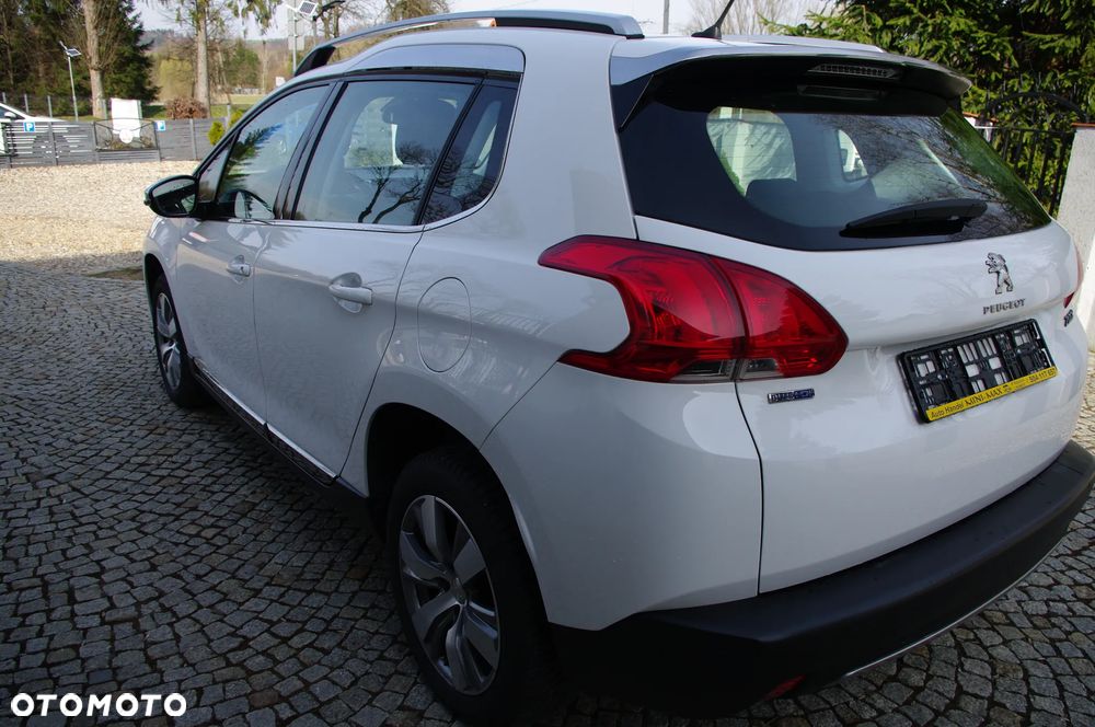 Peugeot 2008 BlueHDi FAP 120 STOP & START Allure - 17