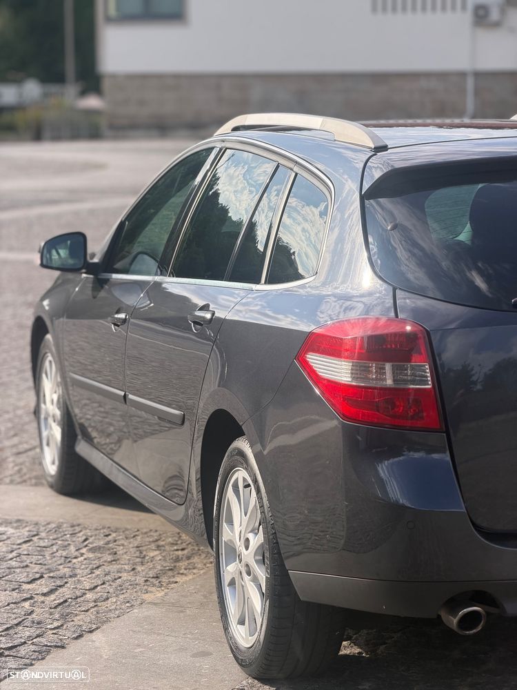 Renault Laguna 2.0 dCi Dynamique S - 10