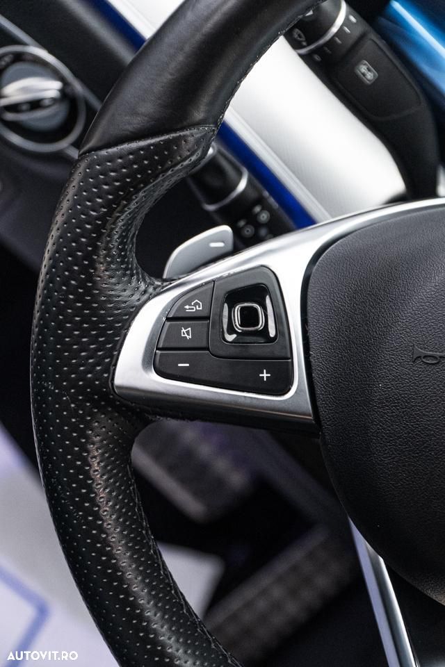 Mercedes-Benz E 200 Aut. - 23