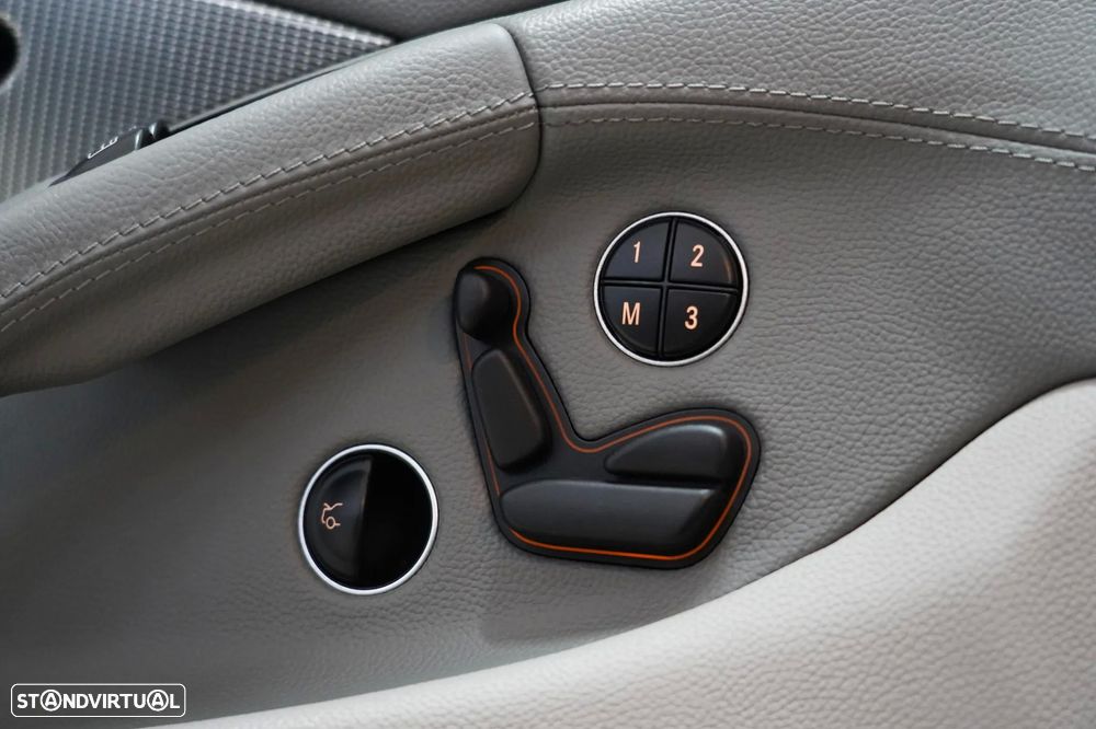Mercedes-Benz SL 350 - 19