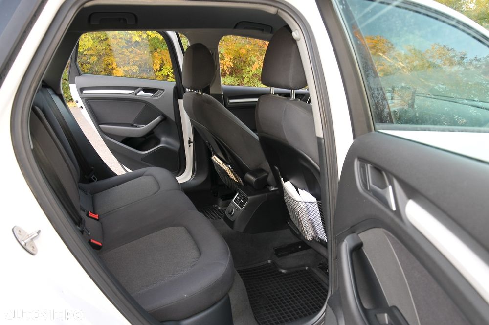 Audi A3 2.0 TDI S tronic Sport - 17