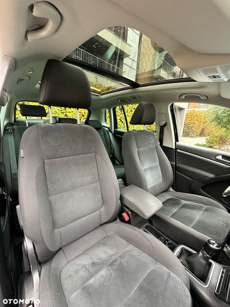 Volkswagen Tiguan - 12
