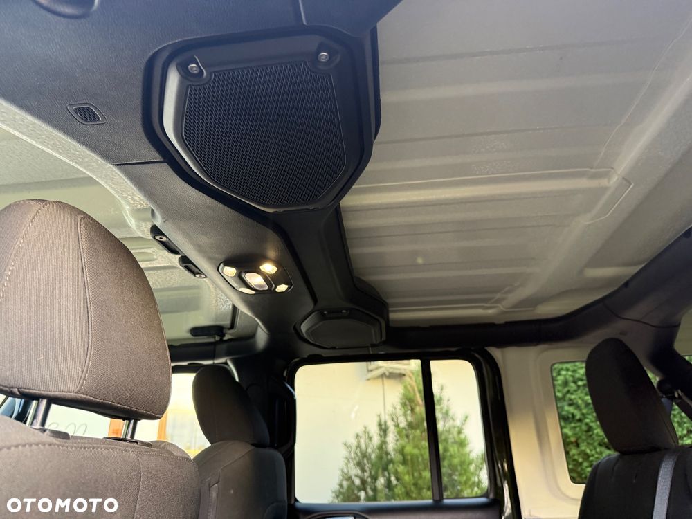 Jeep Wrangler - 17