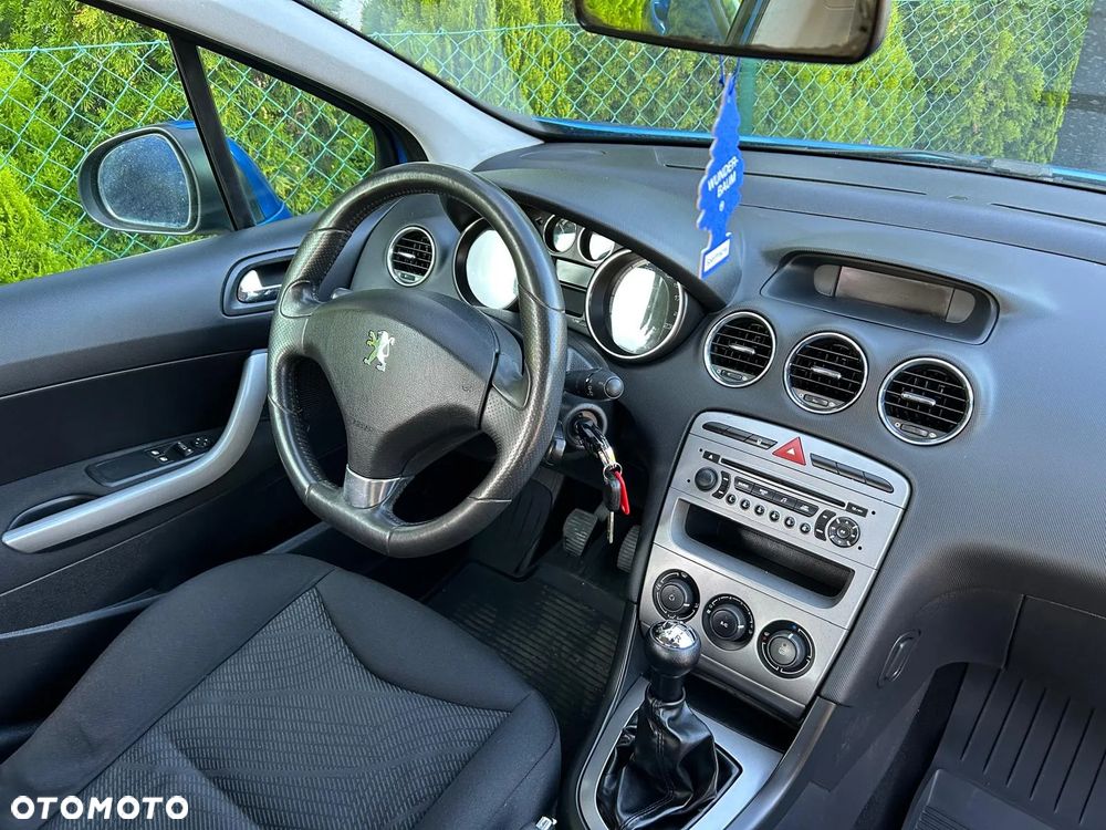 Peugeot 308 1.6 HDi Premium - 17