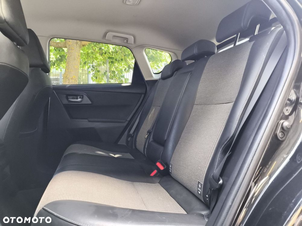 Toyota Auris - 26