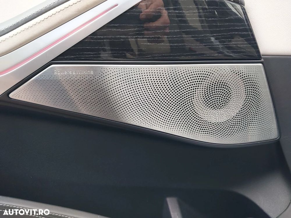 BMW X7 M60i xDrive AT MHEV - 21