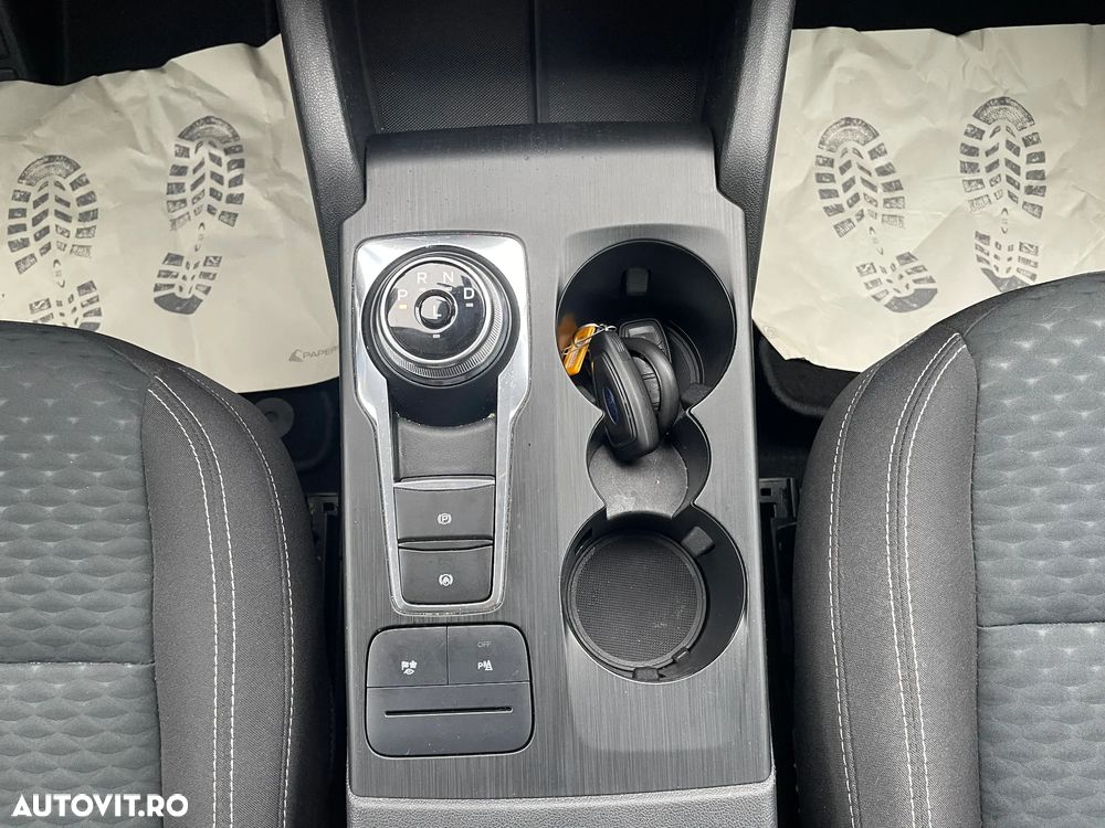 Ford Kuga 2.5 Duratec FHEV AWD Titanium - 14