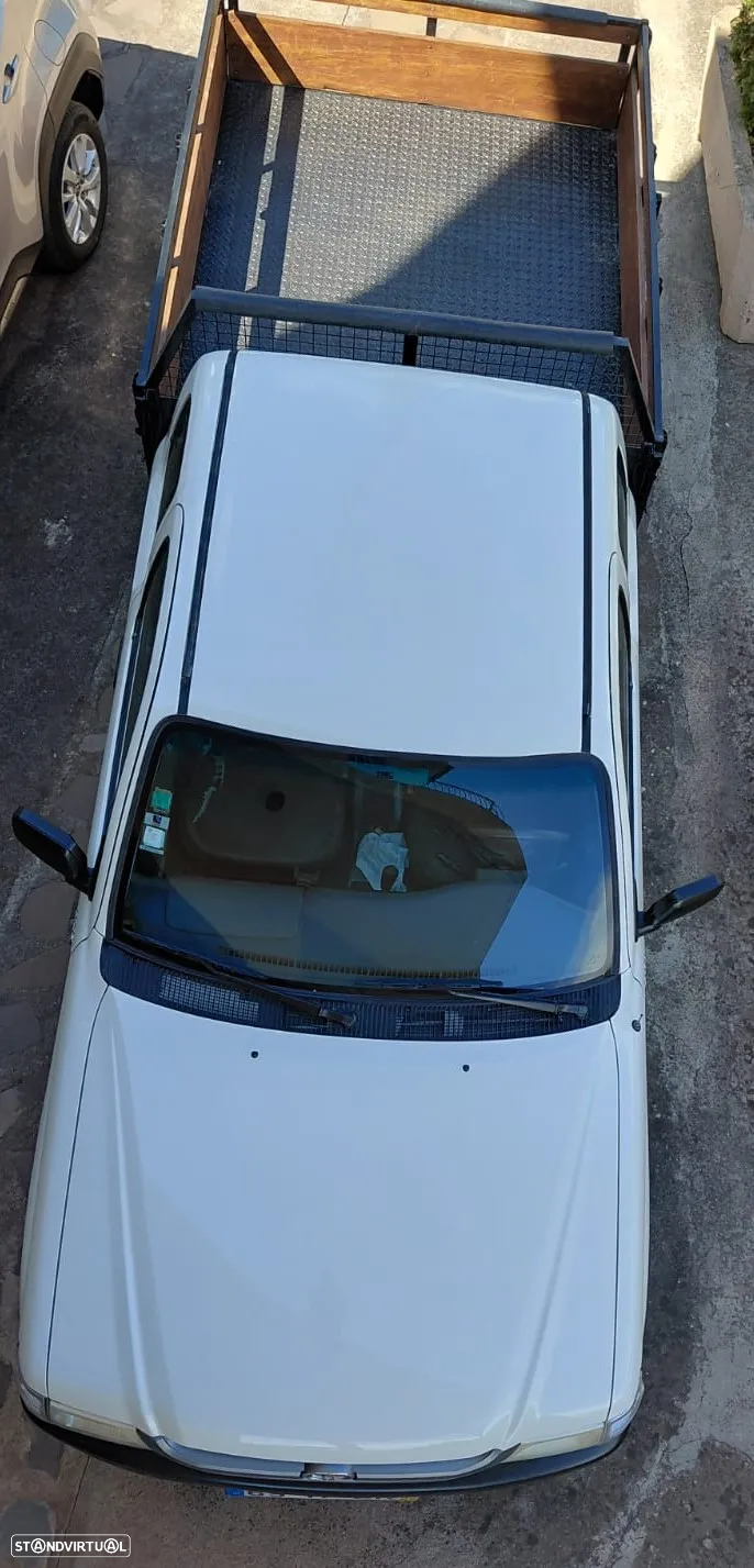 Toyota Hilux 2.5 D4-D CE CM 4L - 11