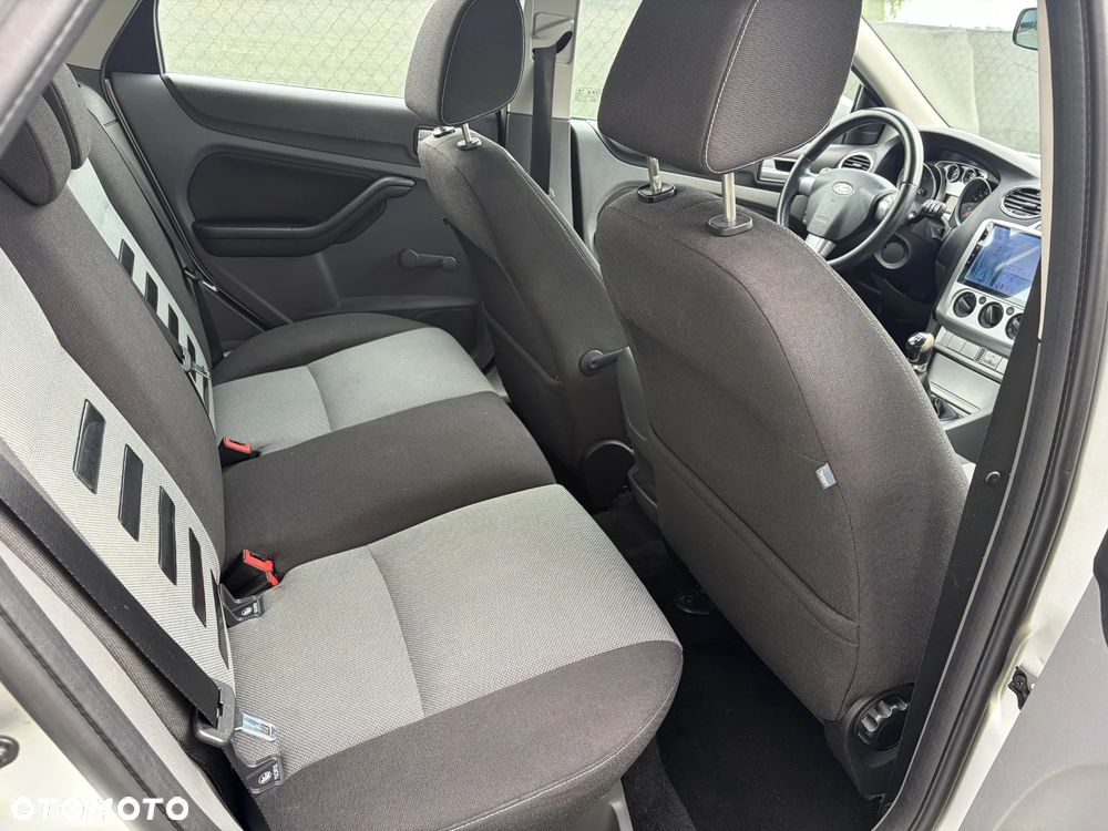 Ford Focus - 15