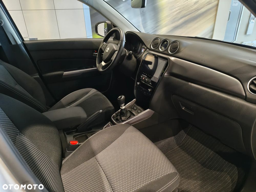 Suzuki Vitara 1.4 Boosterjet mHEV Premium Plus 2WD - 19