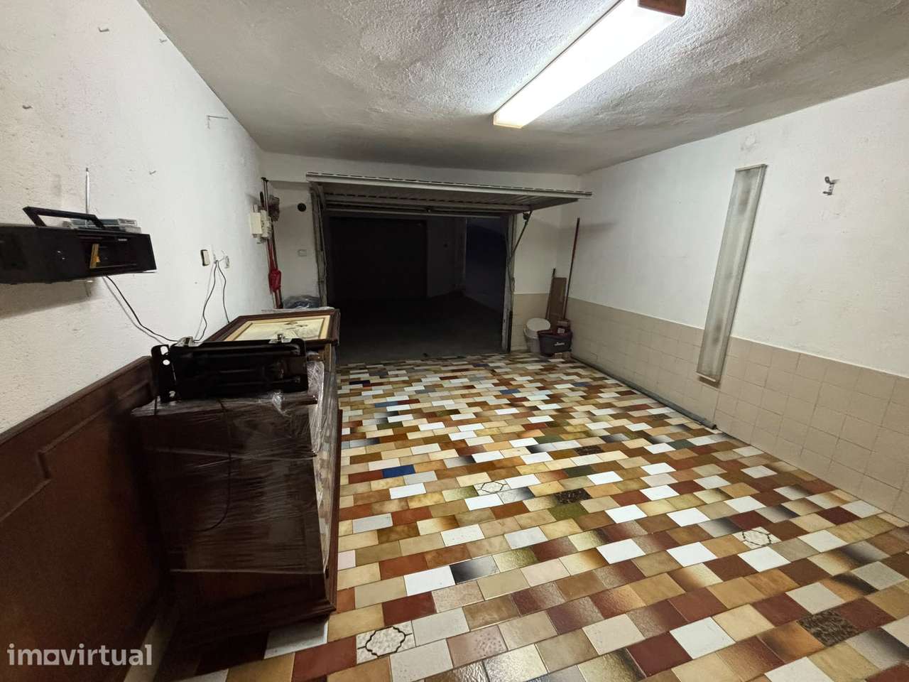 Garagem Box Fechada 22 m² – Rua Stara Zagora, Barreiro - Grande imagem: 5/8