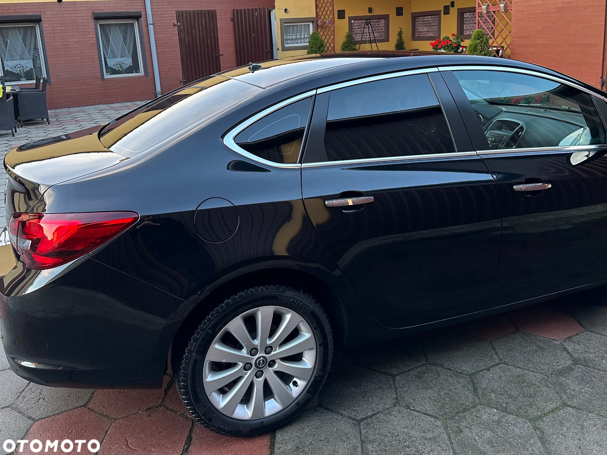 Opel Astra IV 1.6 Executive - 4