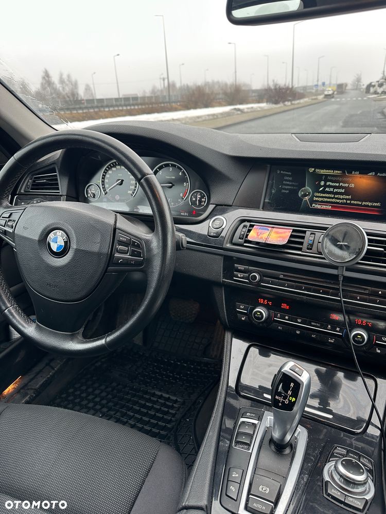 BMW Seria 5 525d - 4