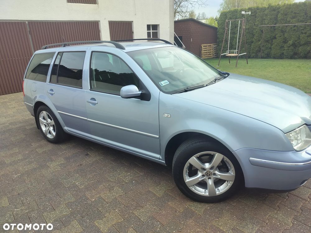 Volkswagen Bora Variant 2.0 - 6
