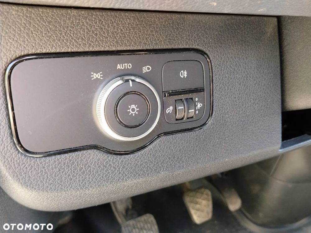 Mercedes-Benz Sprinter - 19