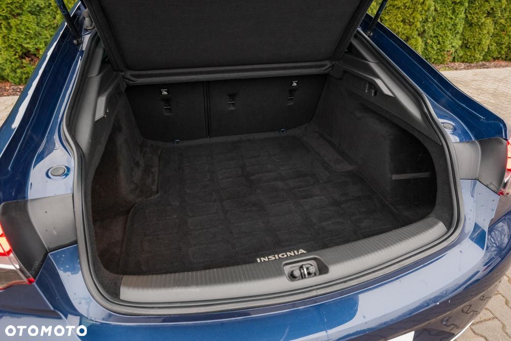 Opel Insignia - 36