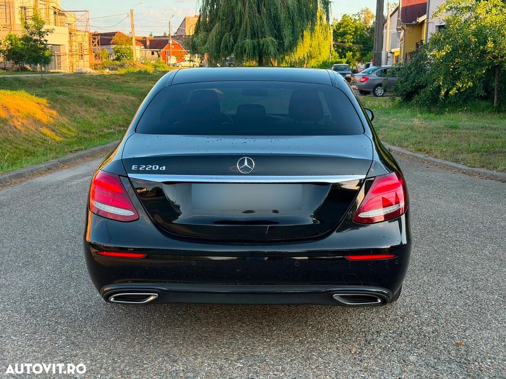 Mercedes-Benz E 220 d 9G-TRONIC Avantgarde - 4