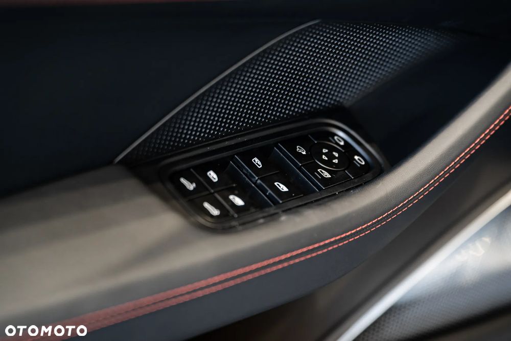 Porsche Panamera GTS - 20