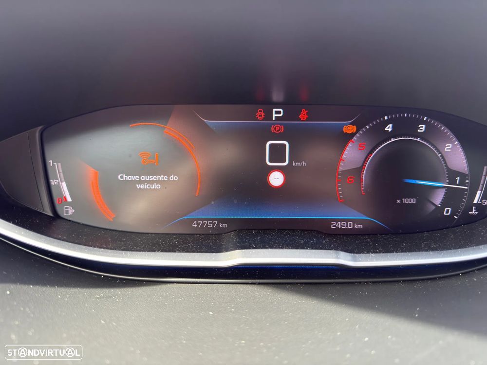 Peugeot 3008 1.5 BlueHDi GT EAT8 - 4