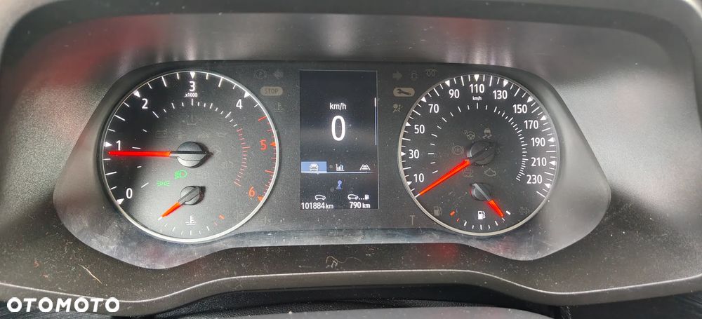 Renault Trafic 2.0 dCi - 18