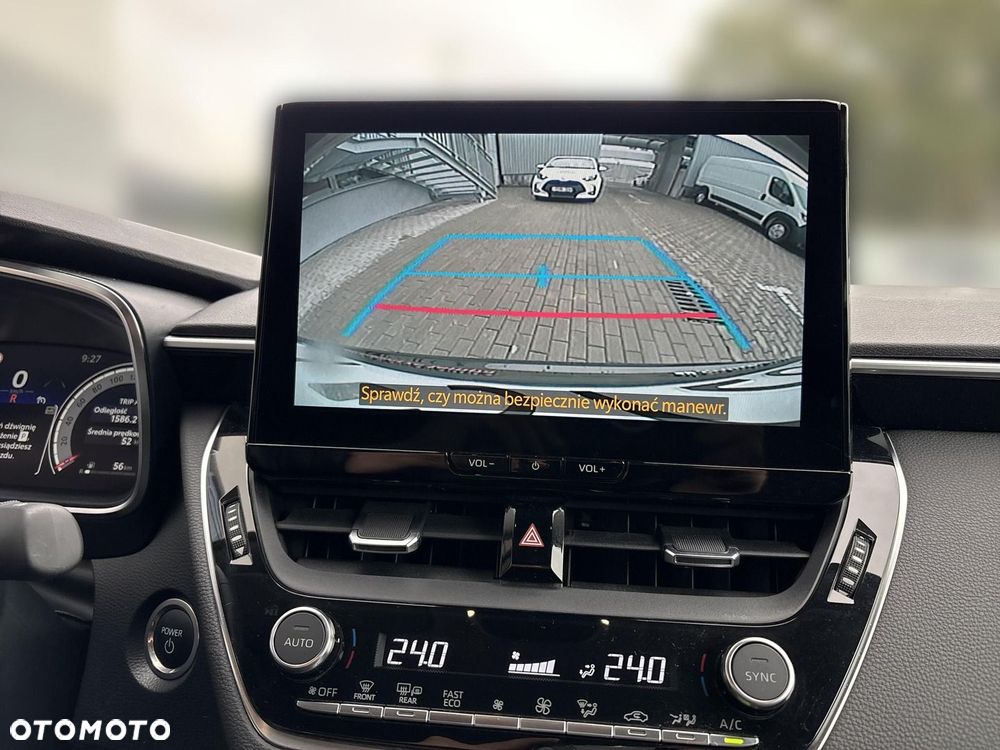 Toyota Corolla 1.8 Hybrid Style - 17