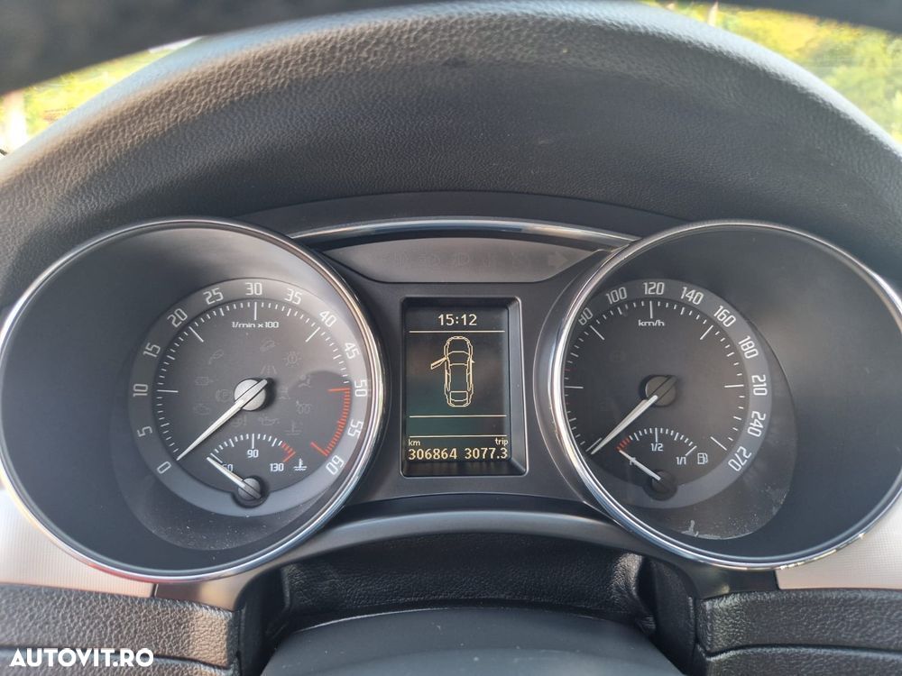 Skoda Superb 2.0 TDI Ambition 4x4 - 12