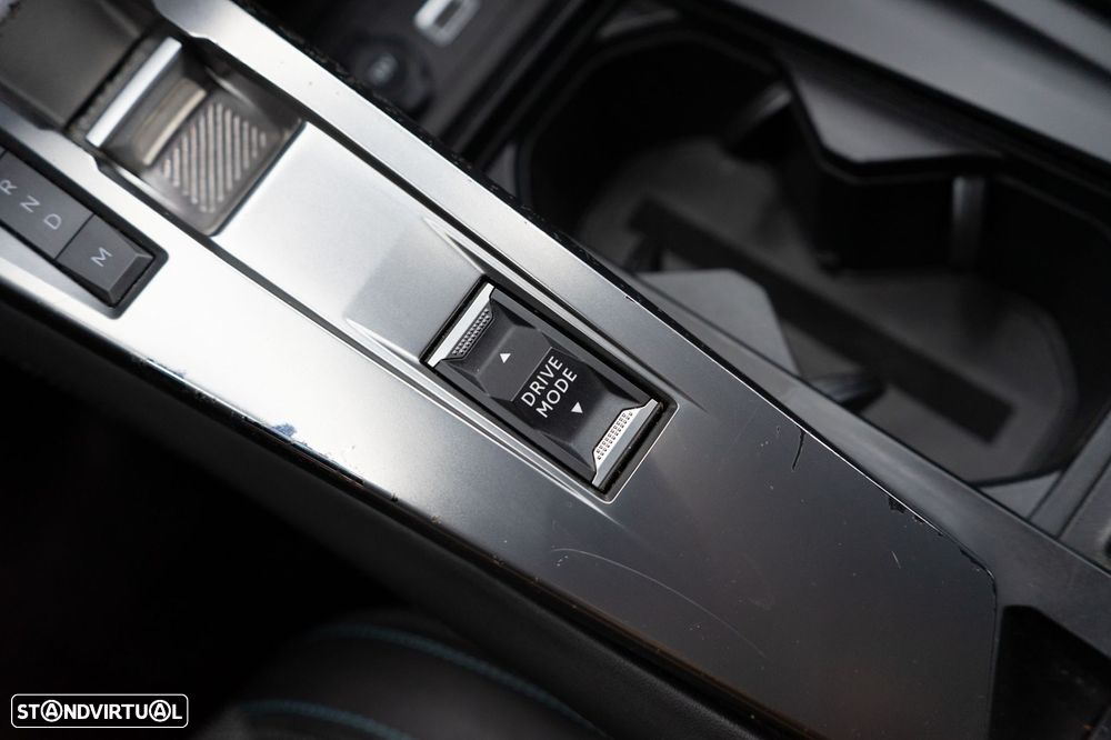 Peugeot 308 BlueHDi 130 EAT8 Allure Pack - 26