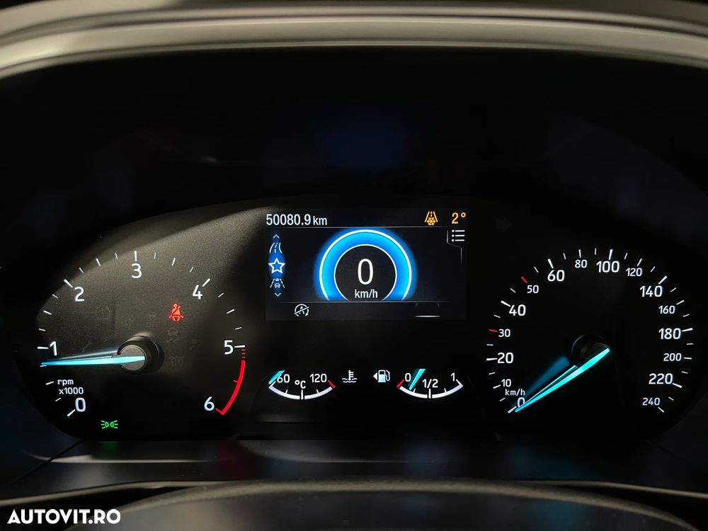 Ford Focus 1.5 EcoBlue Connected - 25