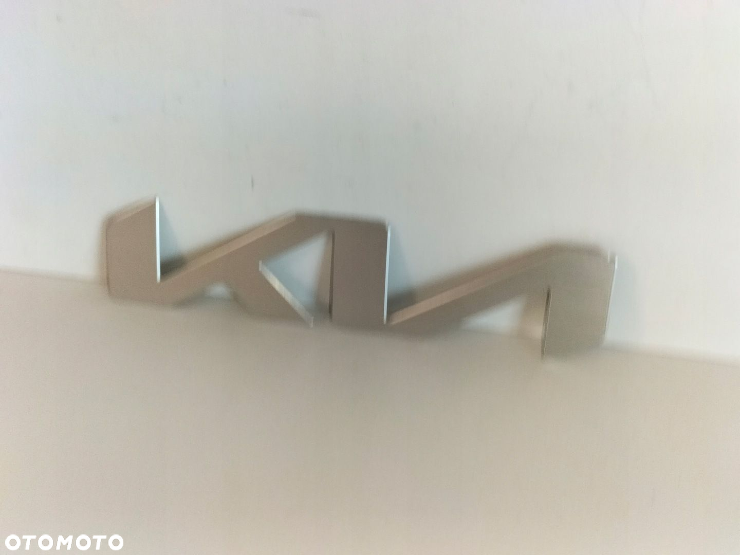 Znaczek emblemat logo KIA - 3