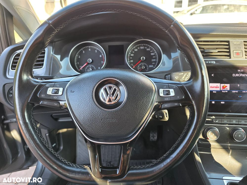 Volkswagen Golf 1.5 TSI ACT Style - 6