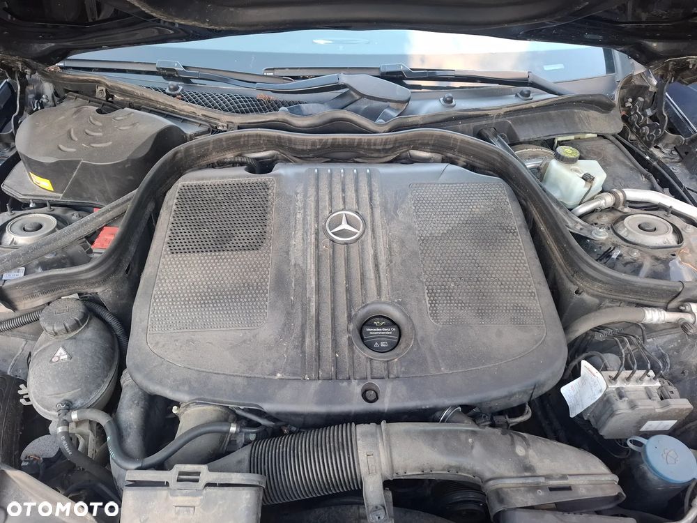 Mercedes silnik 2.2 cdi 250  A6510101716