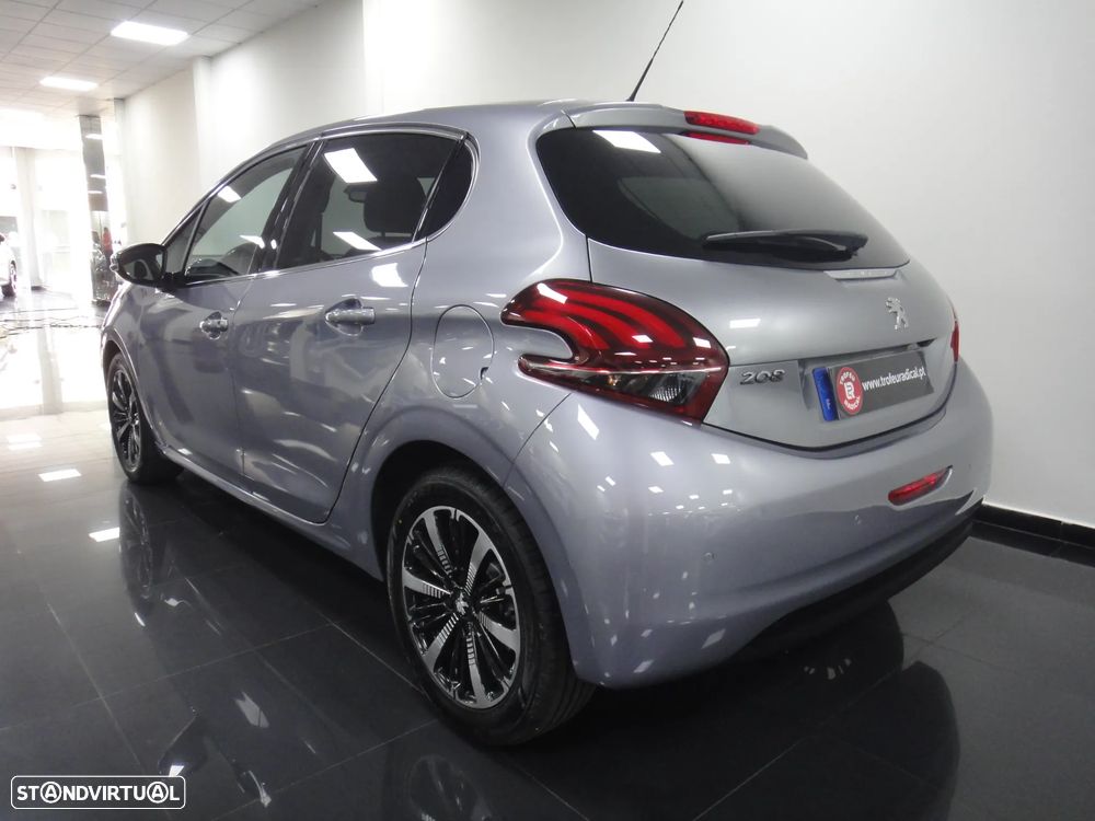 Peugeot 208 PureTech 110 Stop & Start EAT6 Tech Edition - 6