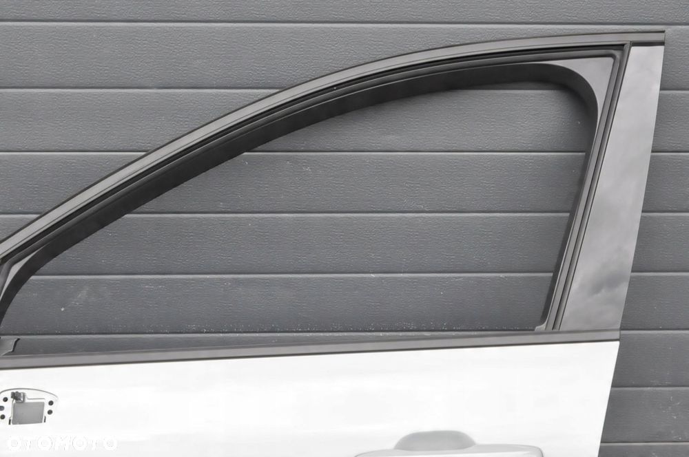 VOLVO XC60 II DRZWI LEWY PRZÓD LEWE PRZEDNIE 740 - 7