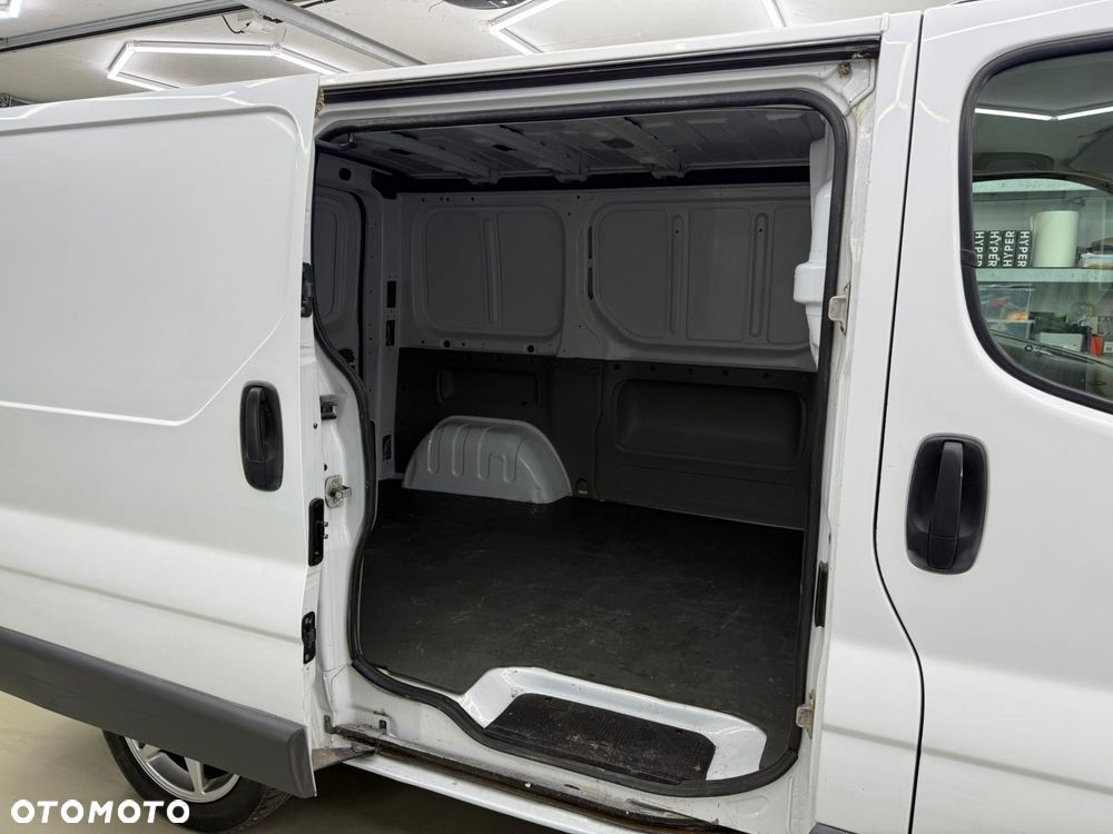 Opel Vivaro - 28