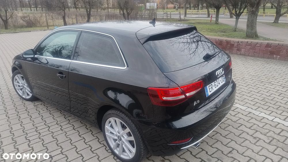 Audi A3 3-drzwiowe 1.6 TDI S tronic sport - 4