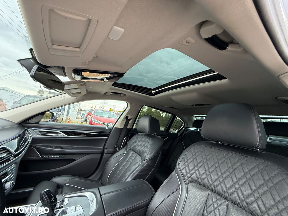 BMW Seria 7 730d xDrive - 25