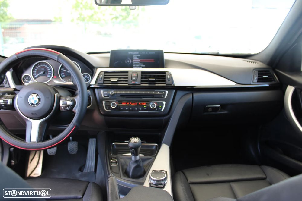 BMW 318 d Pack M - 12