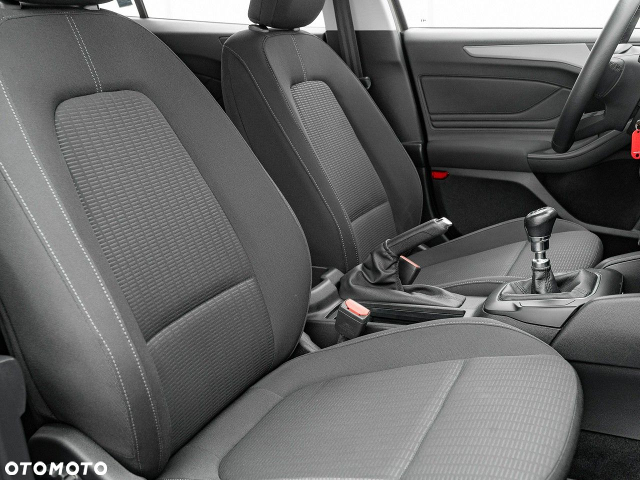 Ford Focus - 31