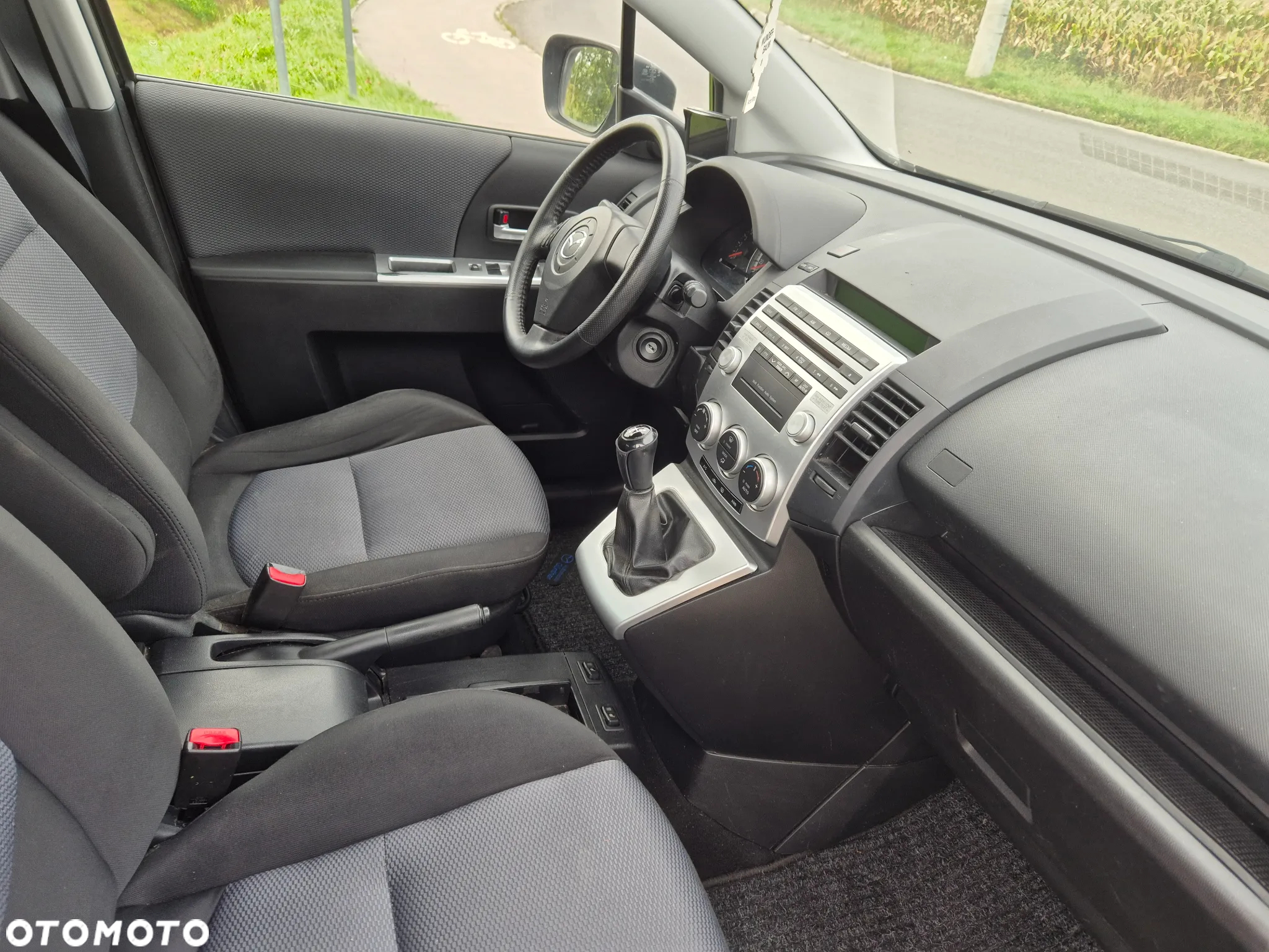 Mazda 5 2.0 Exclusive + - 20