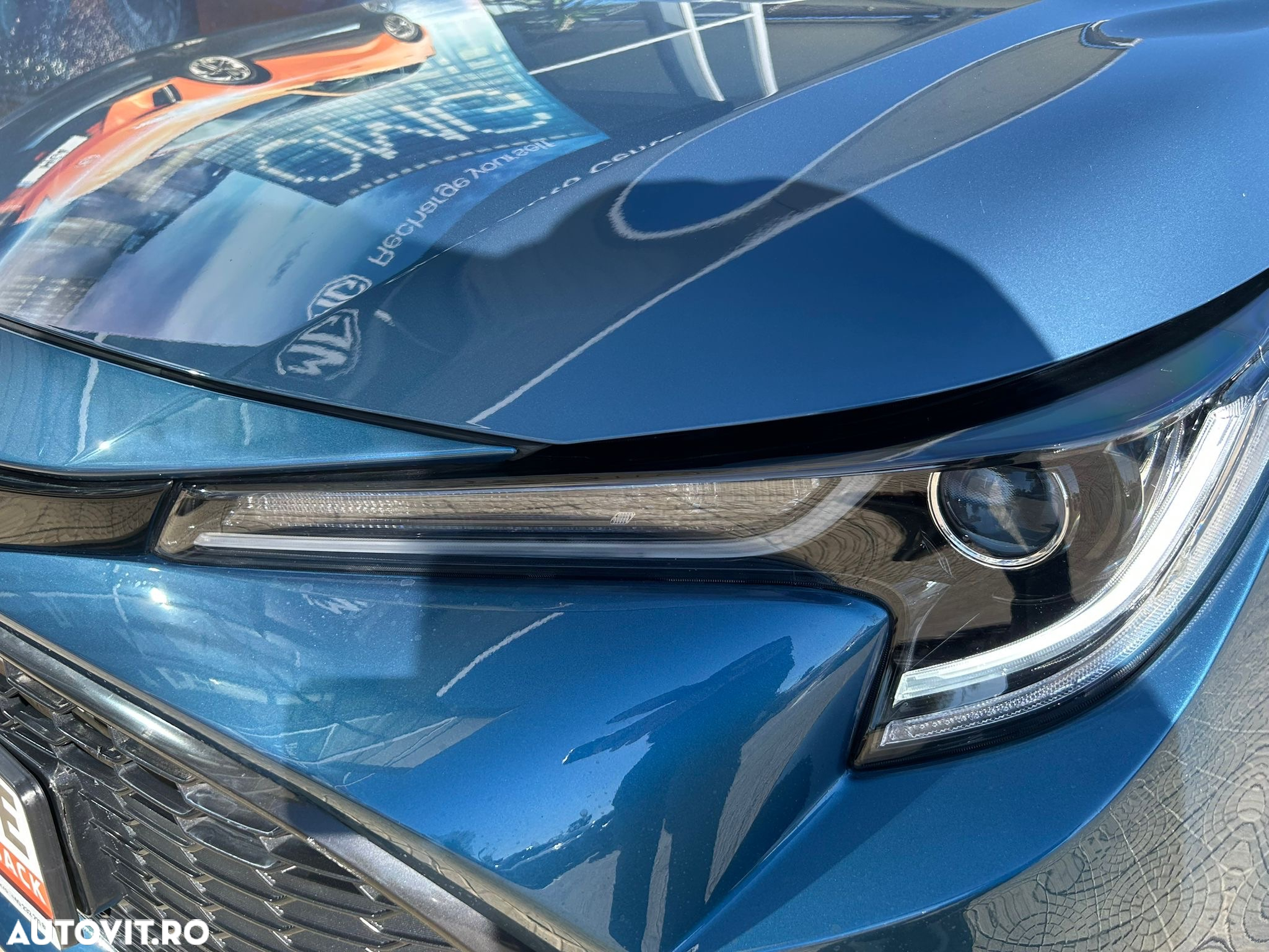 Toyota Corolla 1.8 Hybrid Comfort - 21