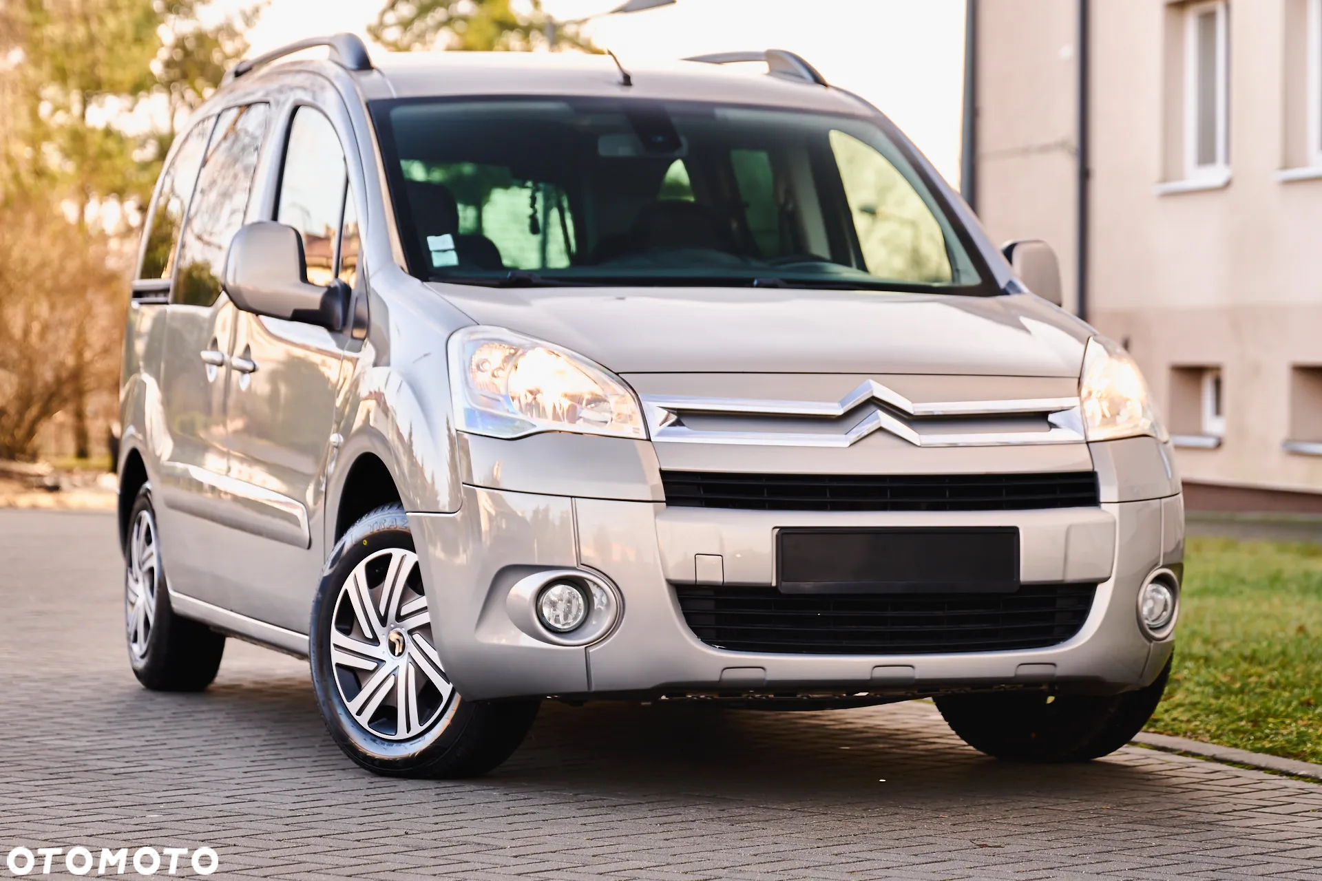 Citroën Berlingo II 1.6 HDi Multispace Plus - 20