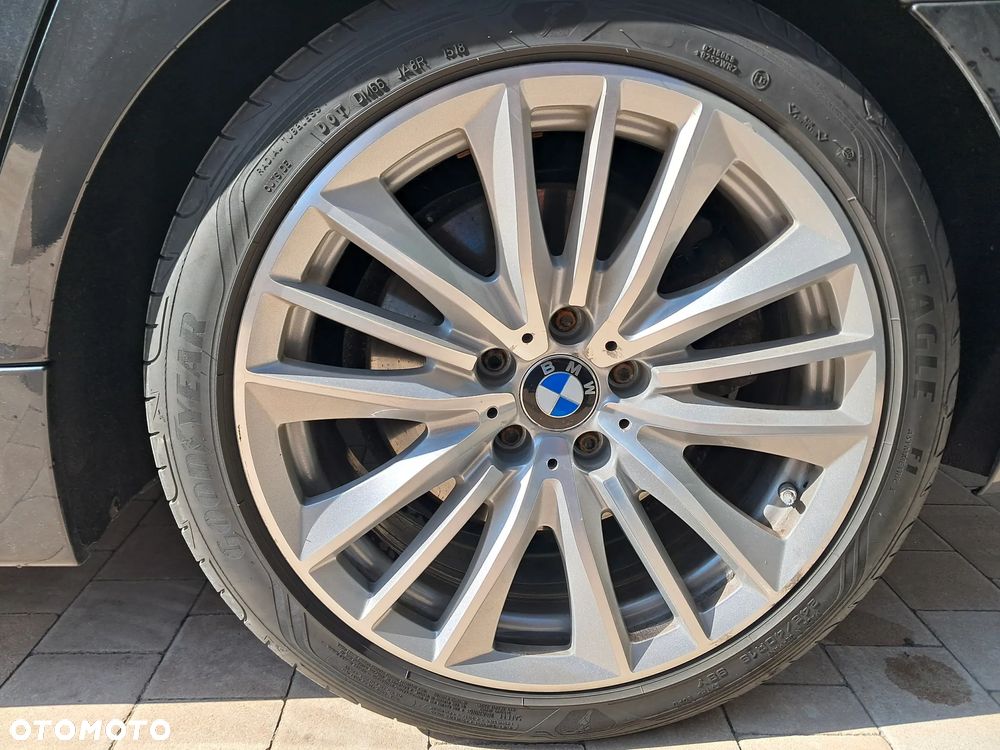 BMW Seria 5 - 35