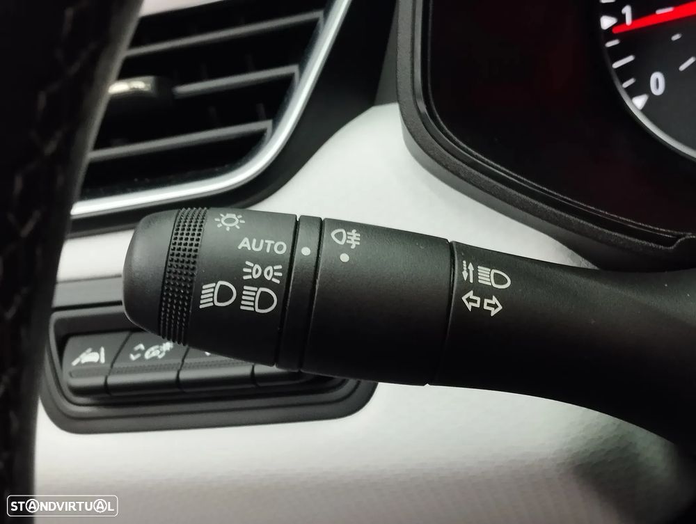 Renault Clio 1.0 TCe Evolution Bi-Fuel - 22