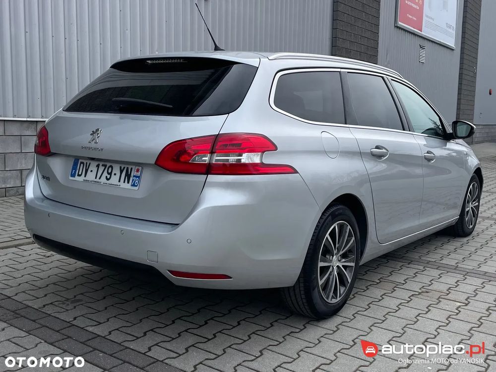 Peugeot 308 1.2 PureTech Allure S&S - 5